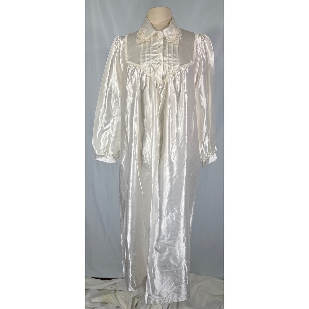 Aria Vintage Ivory Satin Lace Maxi Nightgown Long‎ Sleeve Pintuck Grandma Medium